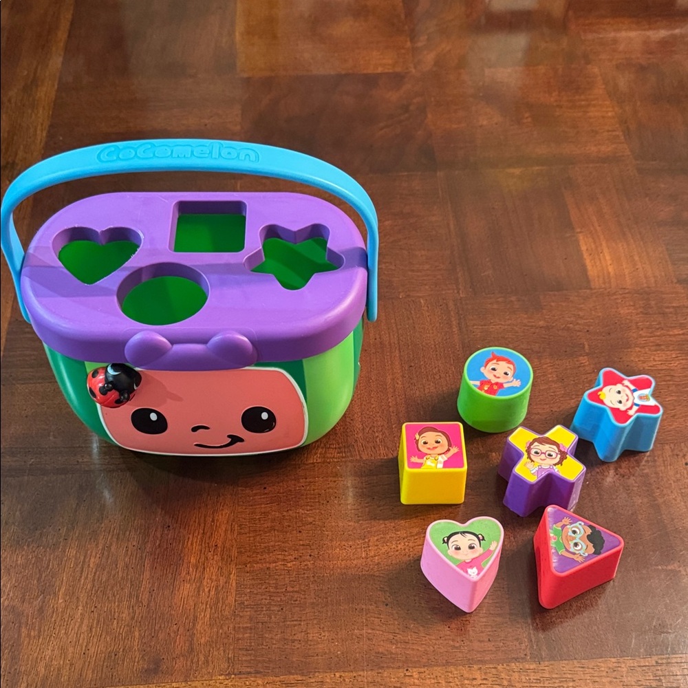 CoComelon Shape Sorter  Favorite Characters  Toy Kids Toddlers Preschoolers
